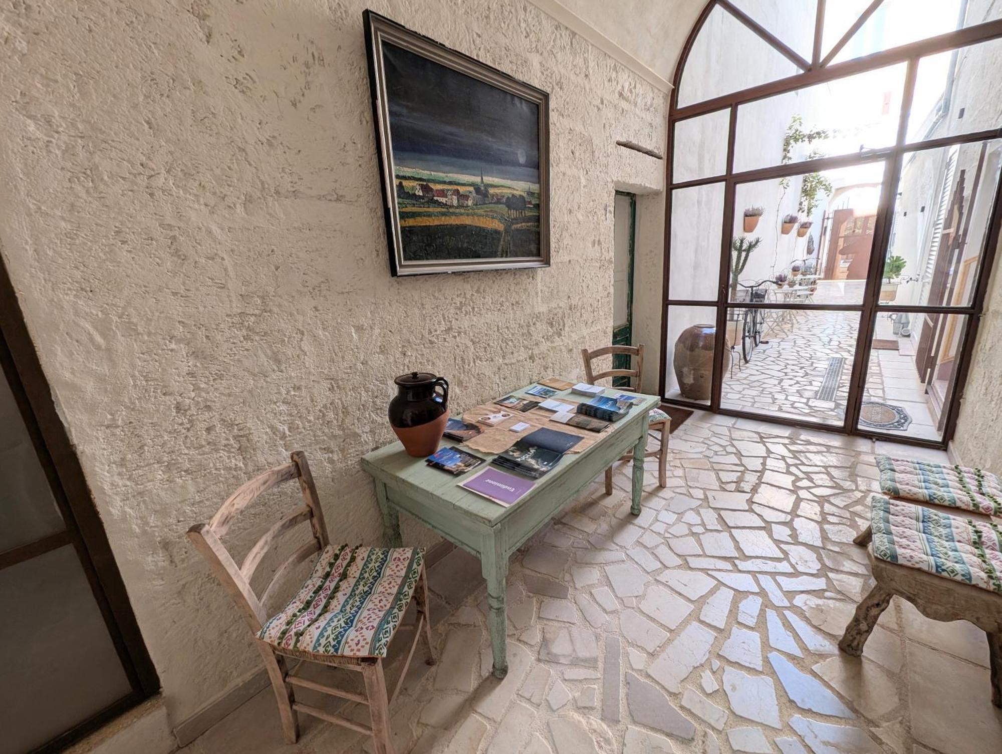 The Art Of Leo Bed & Breakfast Lucugnano Eksteriør bilde